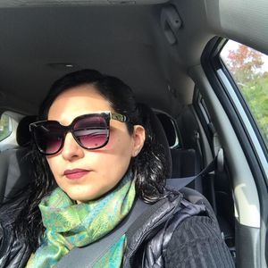 Meet your Posher, Carolina